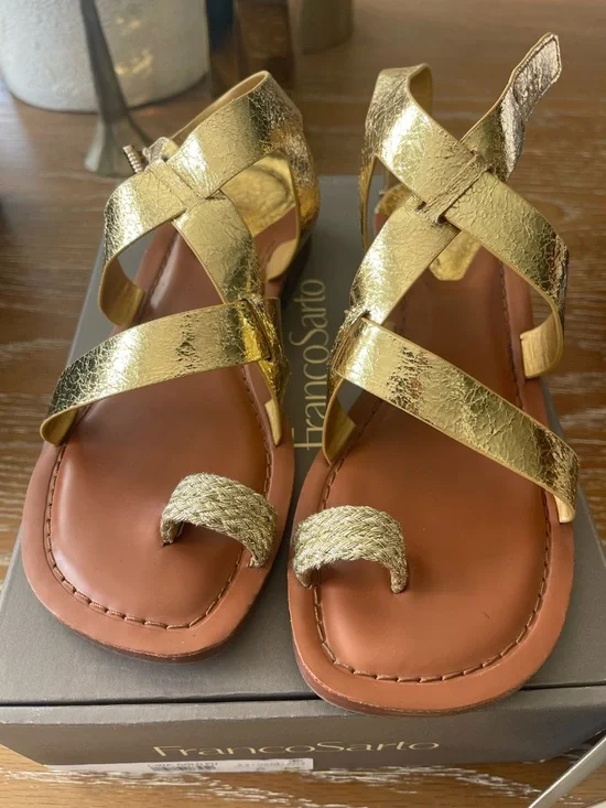 Franco Sarto Metallic Gold Ina Toe-Ring Sandals - Picture 2 of 3